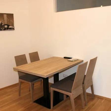 Διαμέρισμα Schweitzer Center *